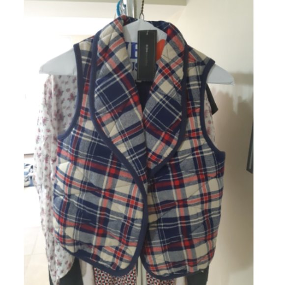 Plaid Vest - Picture 1 of 1